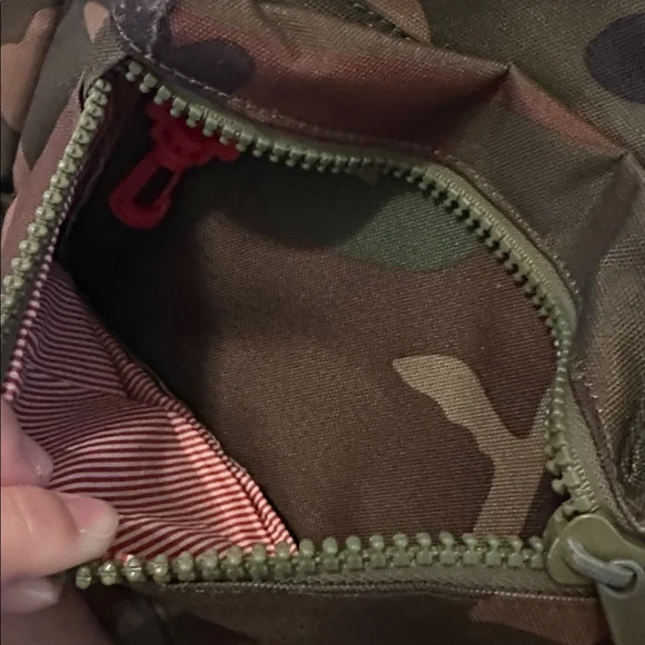 Herschel Supply Company Camouflage Backpack - Picture 5 of 9